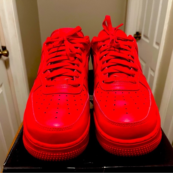 Air Force One - Picture 1 of 6